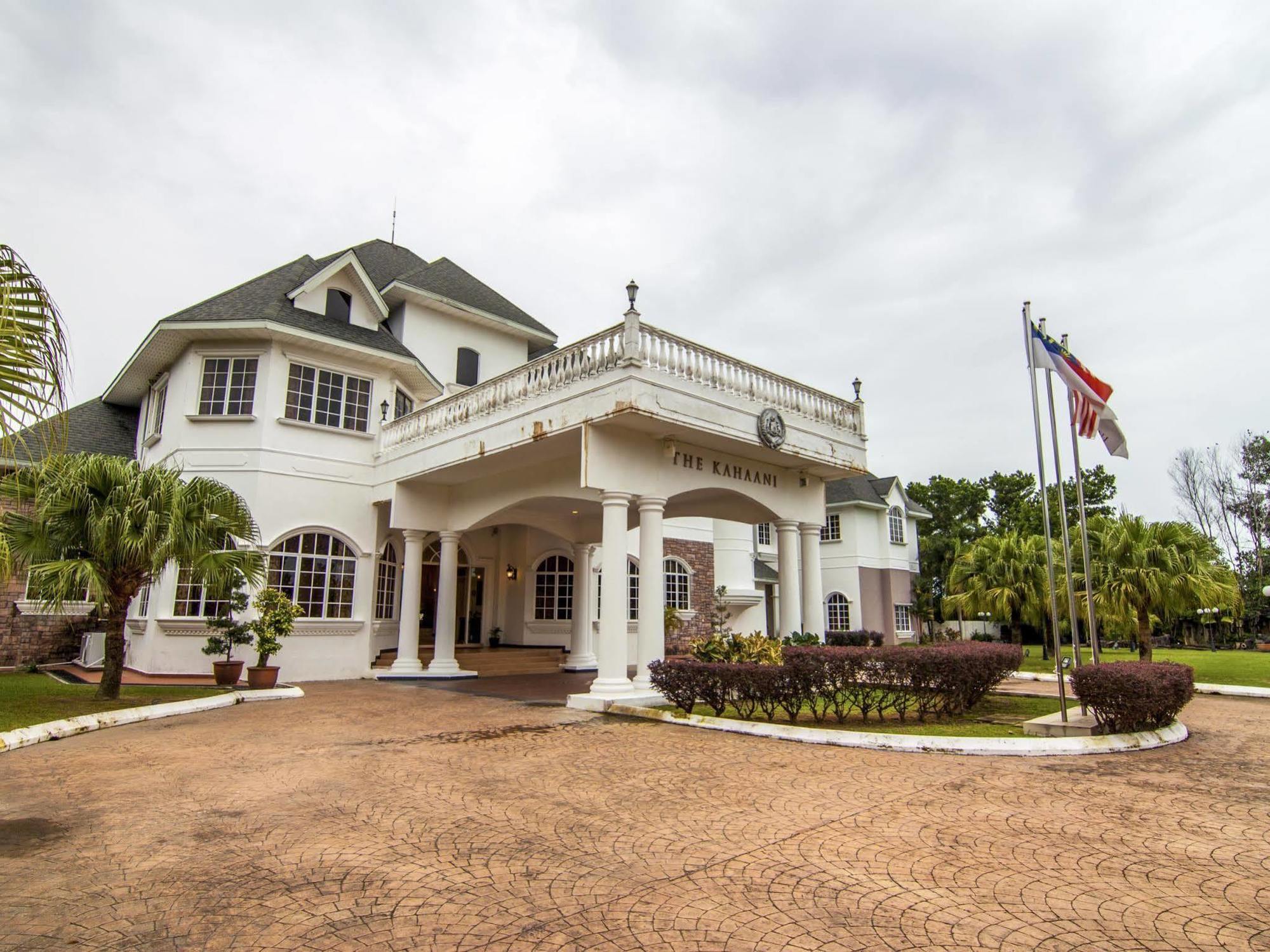 The Kahaani Hotel Ayer Keroh Exterior photo